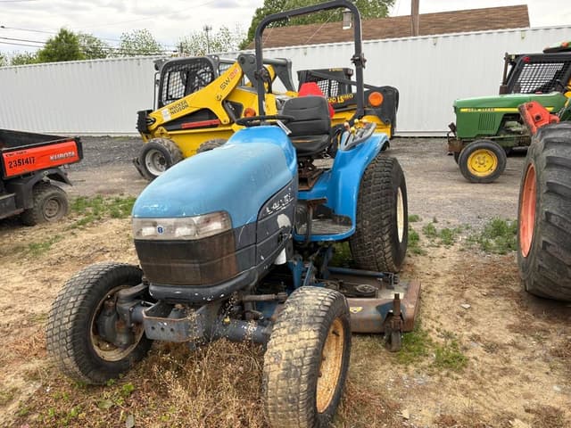 Image of New Holland TC25D equipment image 2