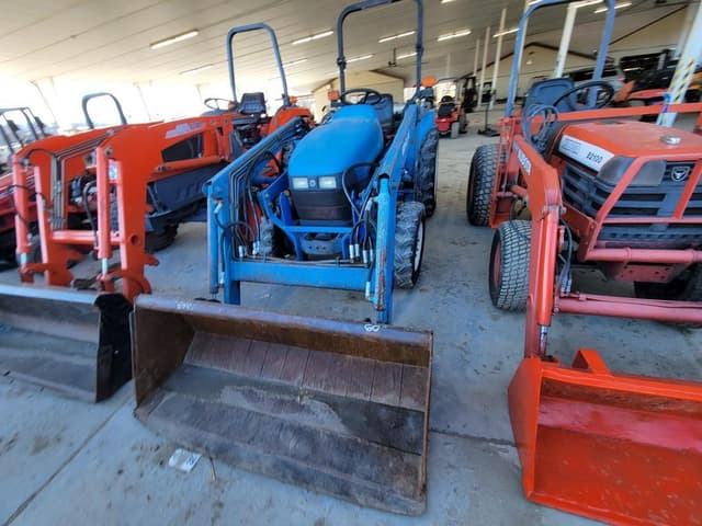 Image of New Holland TC29 equipment image 1