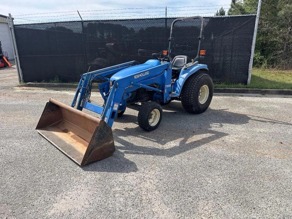 New Holland TC29 Equipment Image0