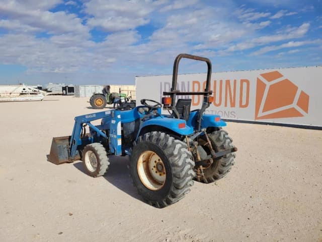 Image of New Holland TC29 equipment image 2