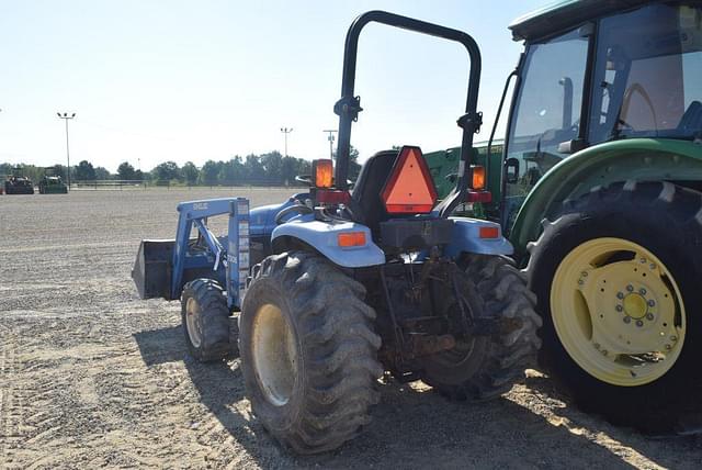 Image of New Holland TC29D equipment image 1