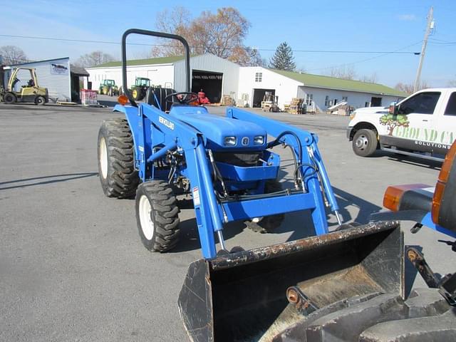 Image of New Holland TC30 equipment image 2