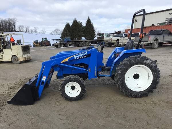 Image of New Holland TC30 equipment image 3