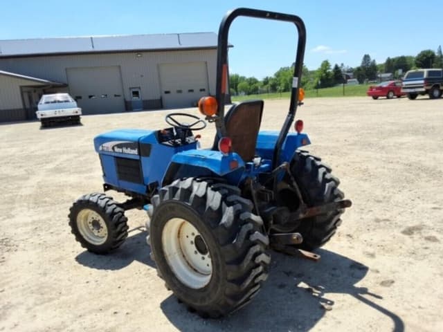 Image of New Holland TC30 equipment image 2