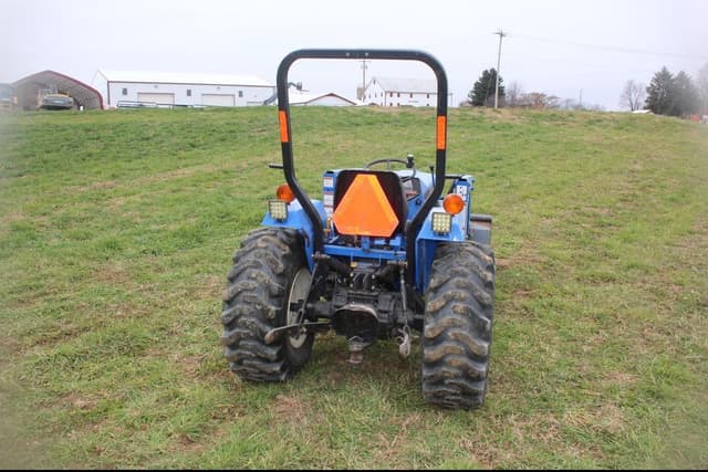 Image of New Holland TC30 equipment image 3