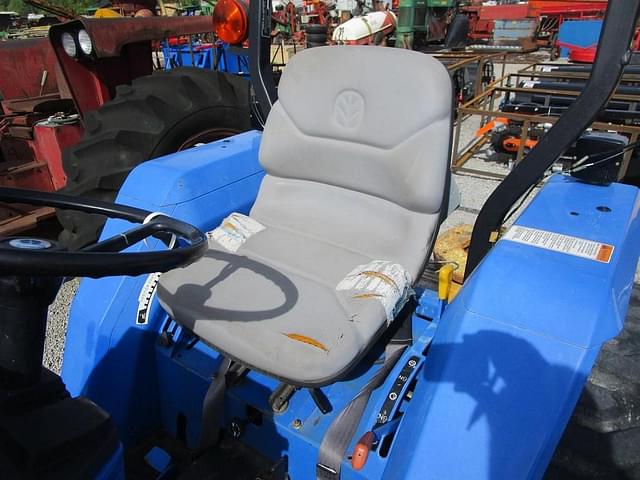 Image of New Holland TC30 equipment image 3
