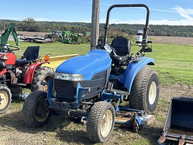 Image of New Holland TC33D equipment image 1