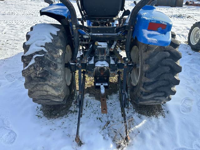 Image of New Holland TC33DA equipment image 2