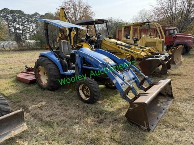 Image of New Holland TC35 equipment image 1