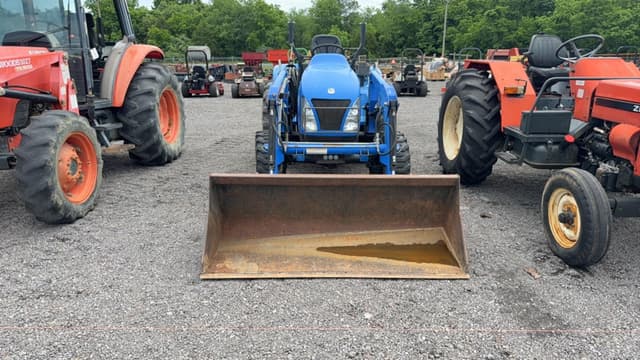 Image of New Holland TC35A equipment image 1