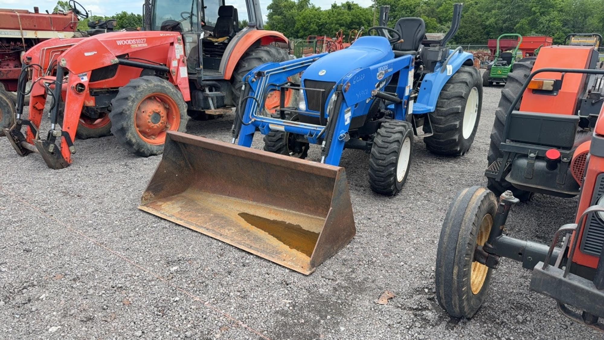 New Holland TC35A Equipment Image0