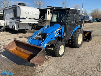 Main image New Holland TC35A