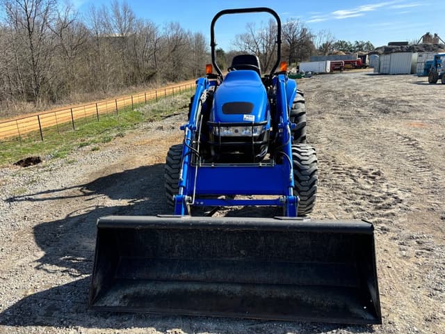 Image of New Holland TC35D equipment image 2