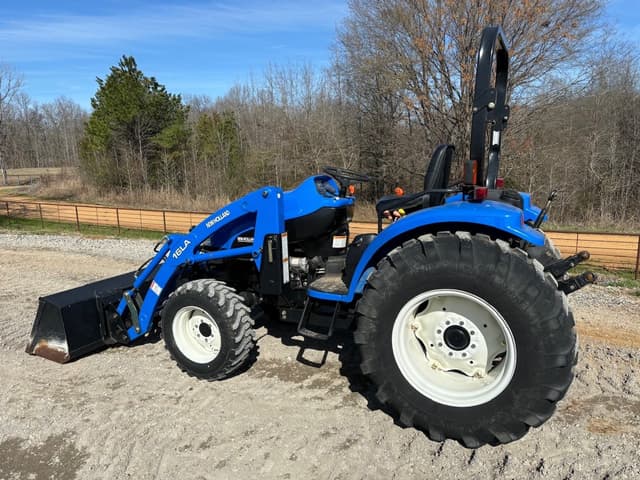 Image of New Holland TC35D equipment image 4