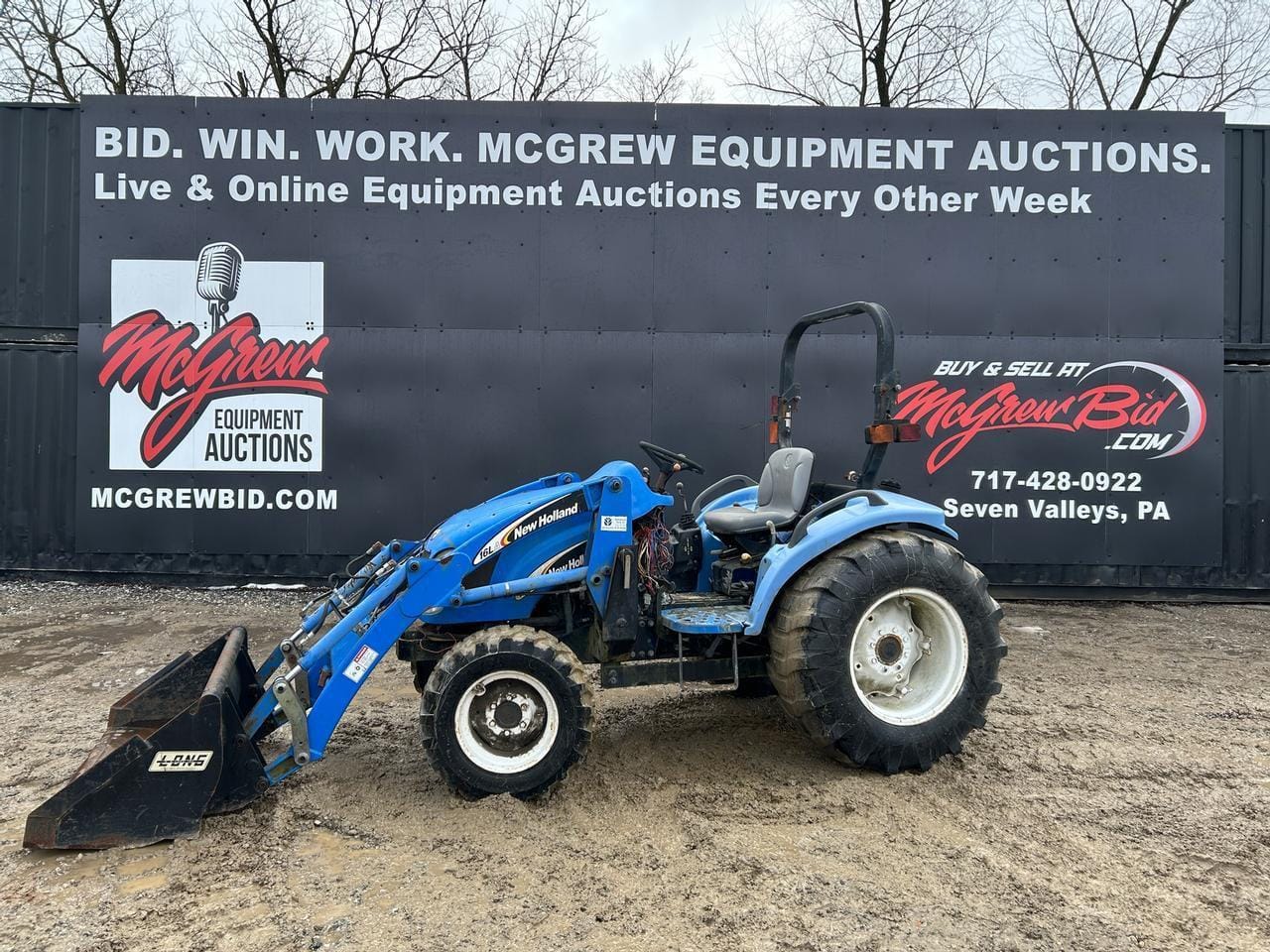 New Holland TC35DA Equipment Image0