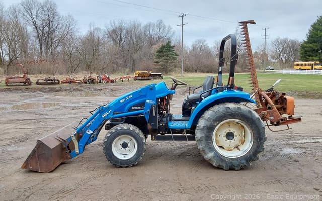 Image of New Holland TC40 equipment image 4