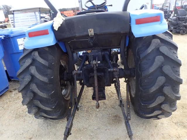 Image of New Holland TC40A equipment image 3