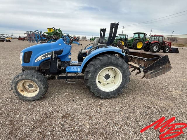 Image of New Holland TC40A equipment image 4