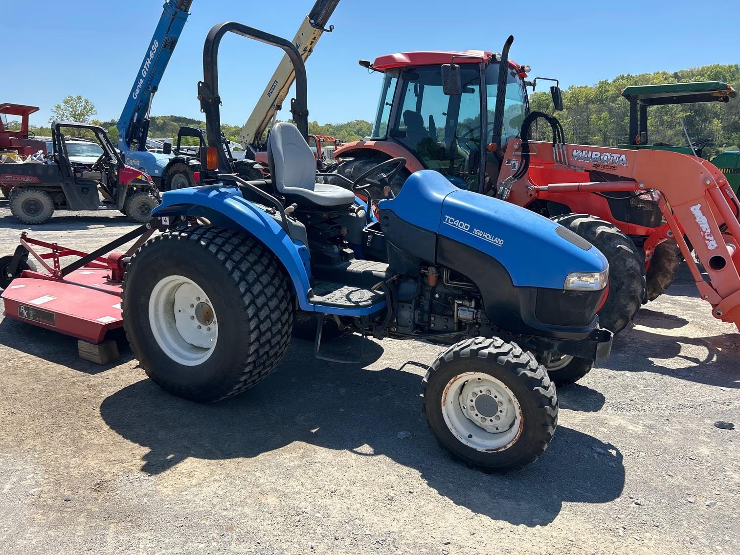 New Holland TC40D Equipment Image0