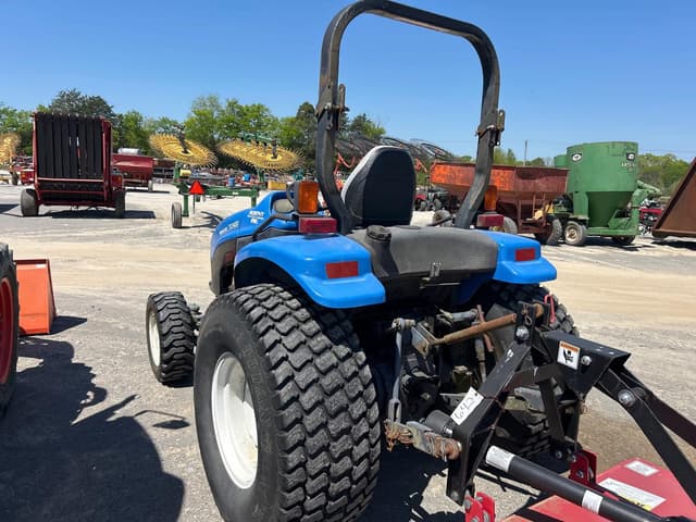Image of New Holland TC40D equipment image 4