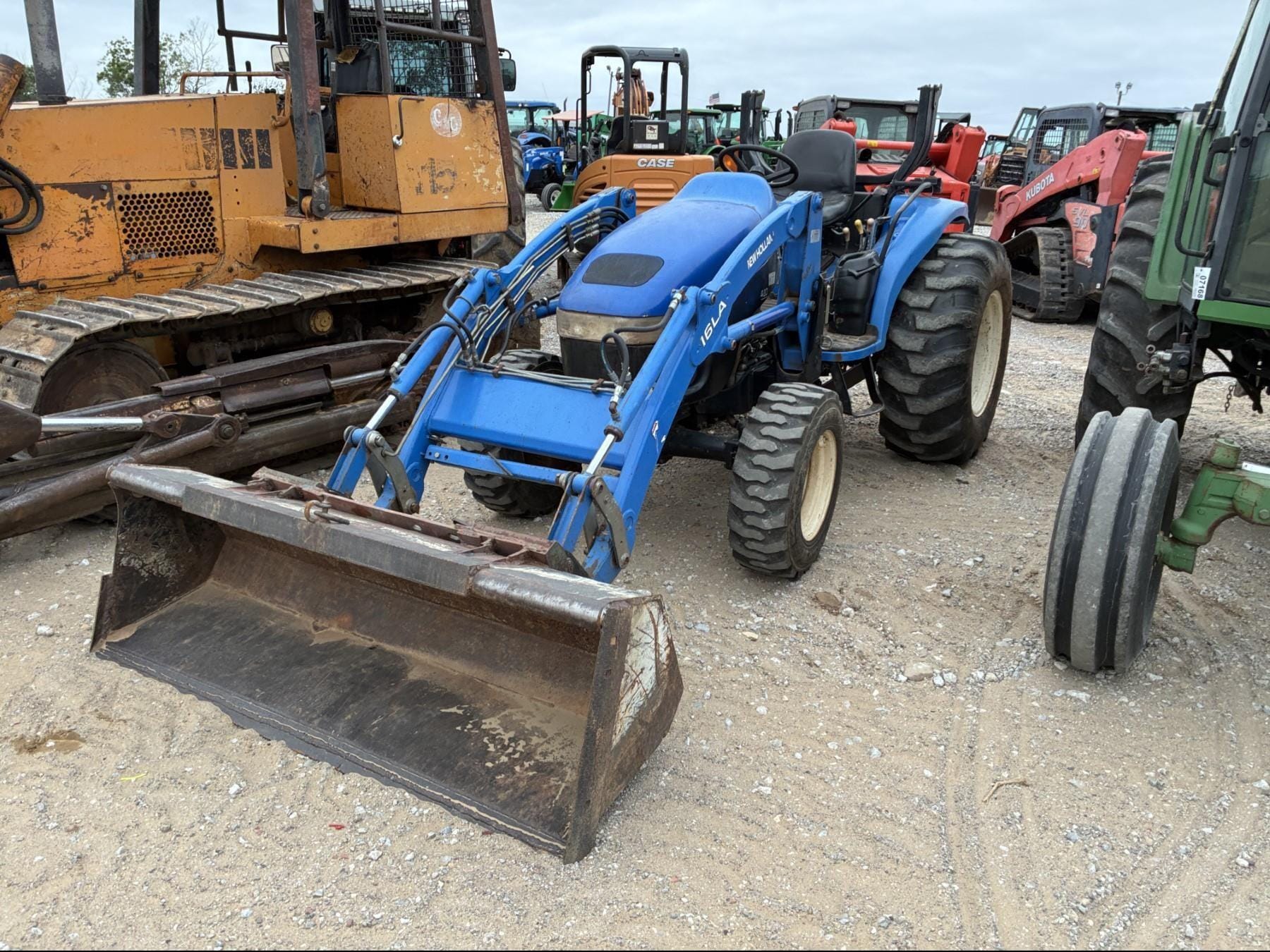 New Holland TC40D Equipment Image0