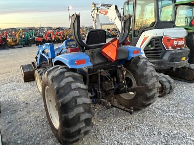 Image of New Holland TC40D equipment image 3