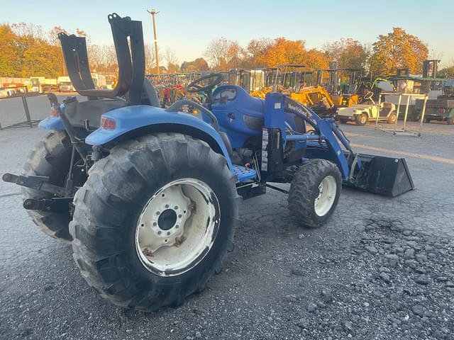 Image of New Holland TC40DA equipment image 2