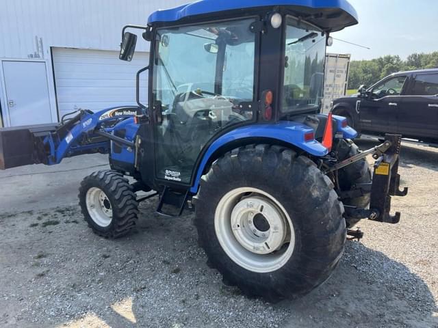 Image of New Holland TC40DA equipment image 2