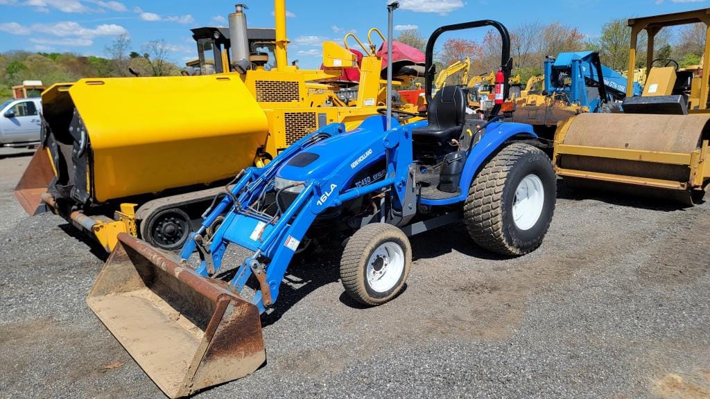 Main image New Holland TC45D