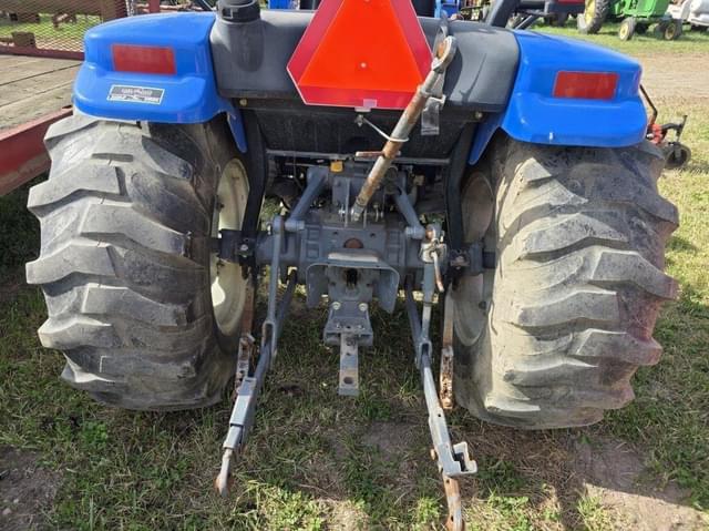Image of New Holland TC45D equipment image 3