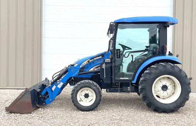 Image of New Holland TC45DA equipment image 4