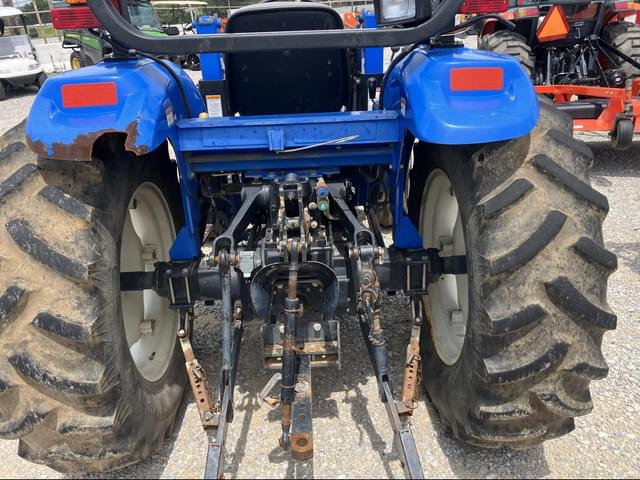 Image of New Holland TC48DA equipment image 4