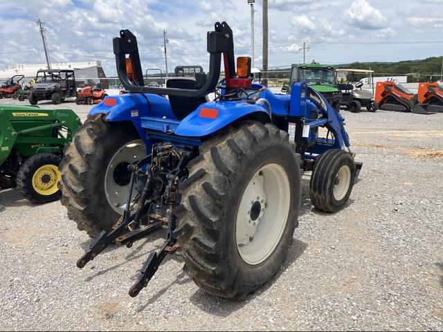 Image of New Holland TC48DA equipment image 2