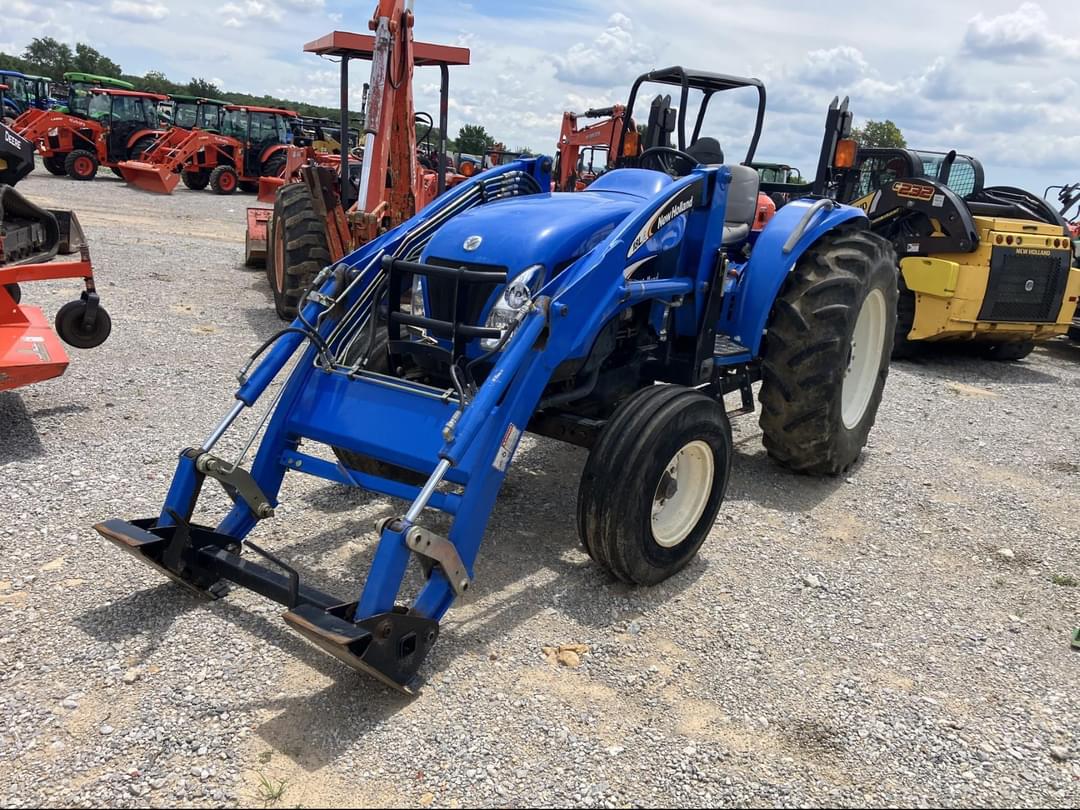 Image of New Holland TC48DA Primary image