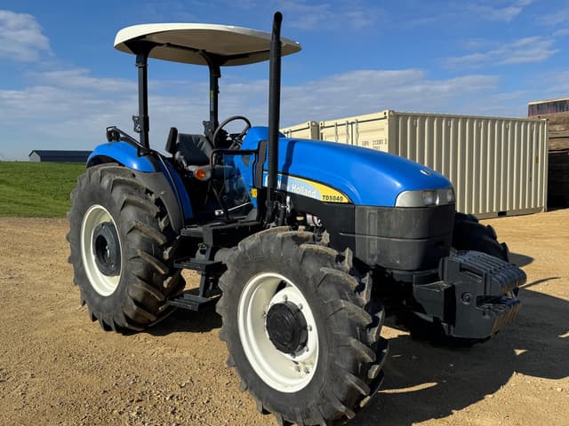 Image of New Holland TD5040 equipment image 4