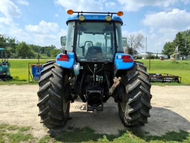 Image of New Holland TD5050 equipment image 3