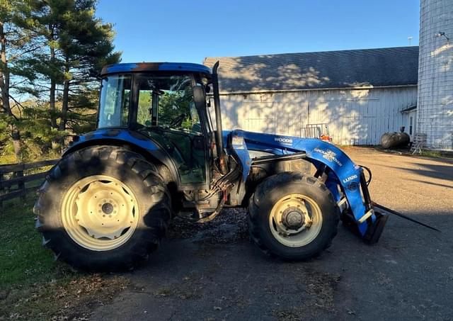 Image of New Holland TD5050 equipment image 2