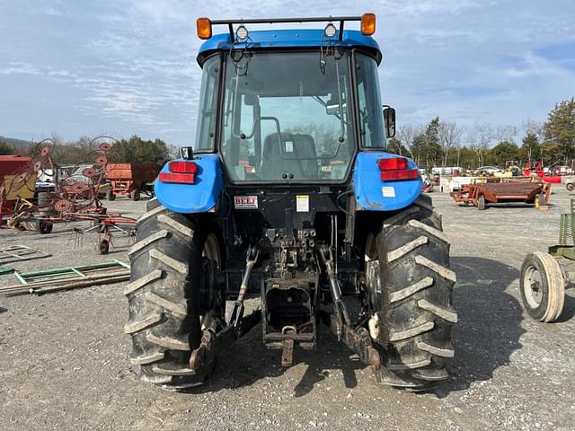 Image of New Holland TD75D equipment image 4