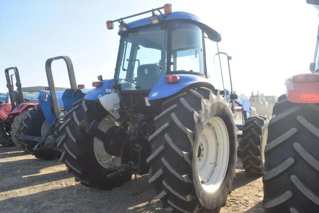 Image of New Holland TD95D equipment image 2