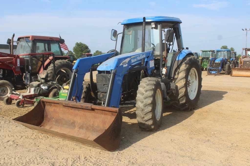 New Holland TD95D Equipment Image0