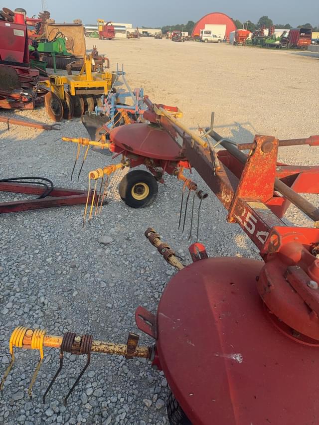 Image of New Holland 254 equipment image 2