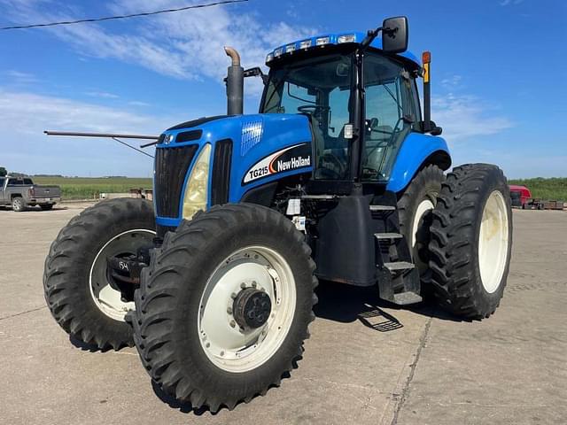 Image of New Holland TG215 equipment image 1