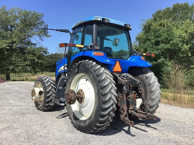 Image of New Holland TG285 equipment image 4