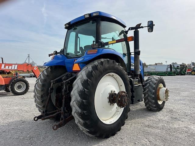 Image of New Holland TG285 equipment image 4