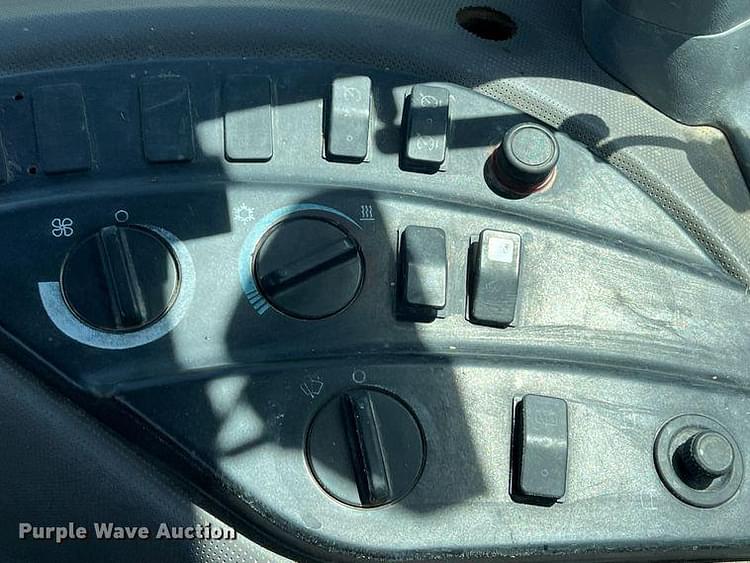 Main image New Holland TG305 42