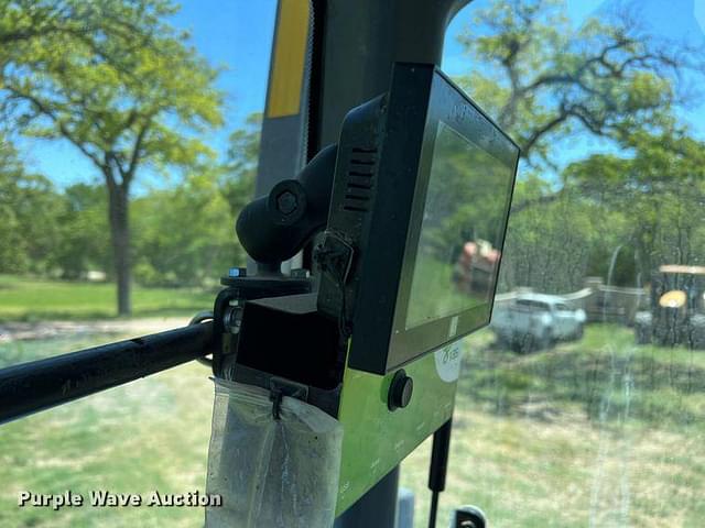 Thumbnail image New Holland TG305 44