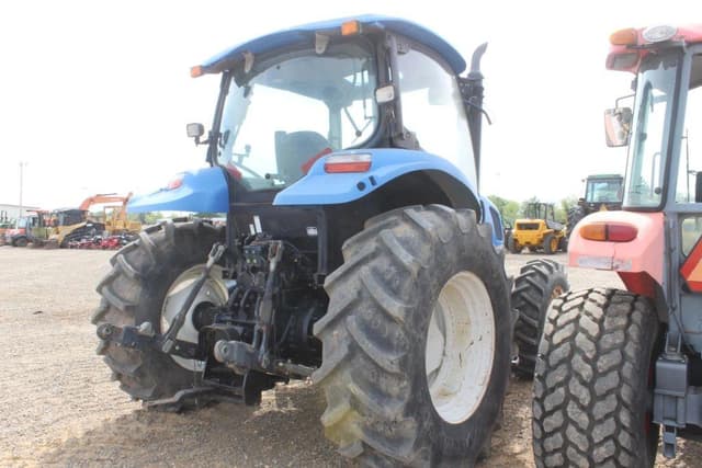Image of New Holland TS110 equipment image 2