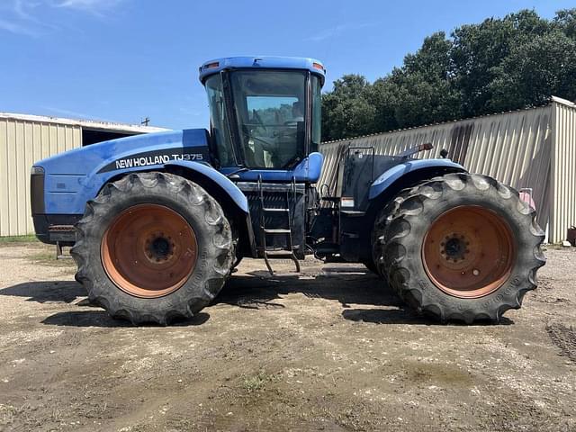 Image of New Holland TJ375 equipment image 1