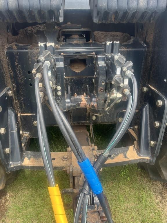 Image of New Holland TJ380 equipment image 2