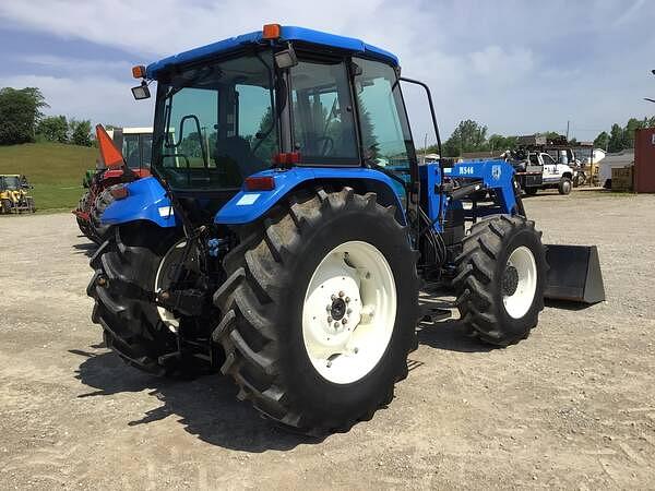 Image of New Holland TL100 equipment image 4
